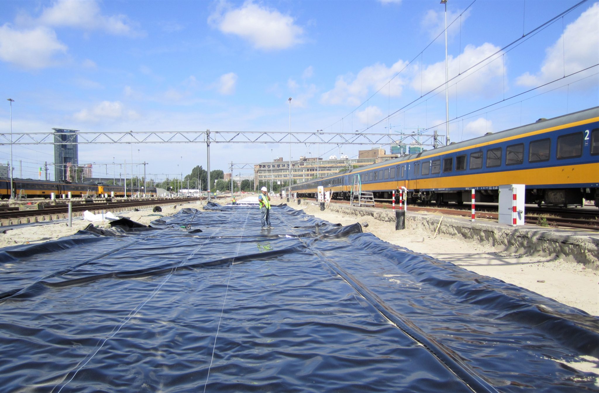 LDPE sous une voie ferrée, La Haye