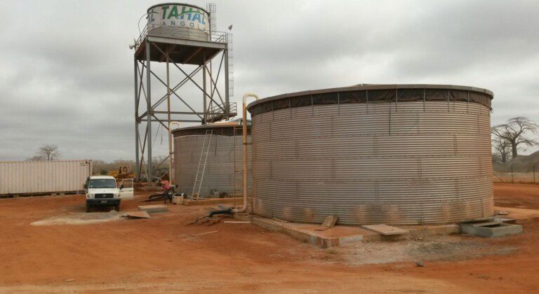 Tanks for drinking water supply, Angola