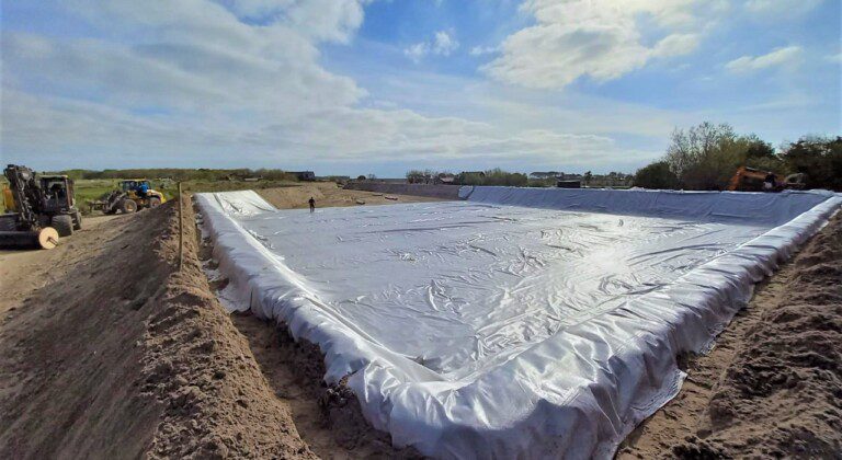 Excavated basin for a golf course, the Netherlands