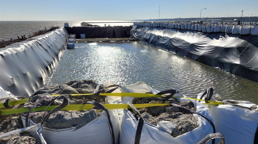 Lining basins at the Afsluitdijk, the Netherlands