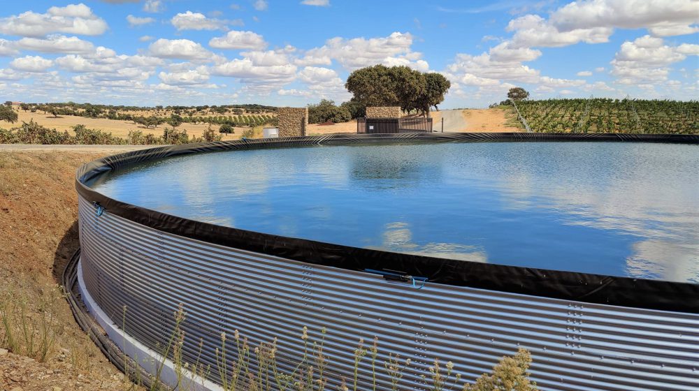 Two 1,7 million liter tanks for vines, almonds and olives, Portugal