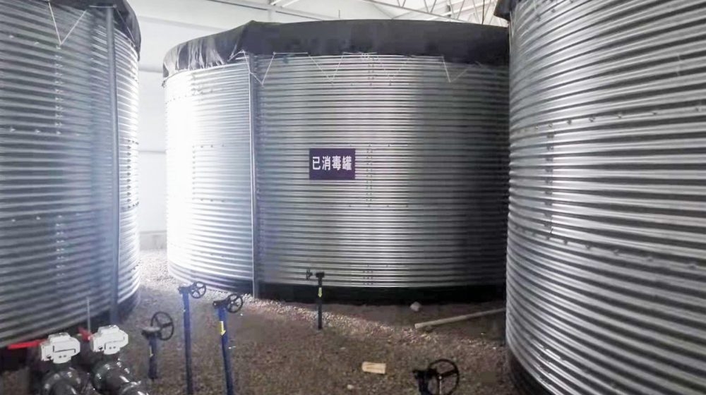 Water storage at greenhouses, China