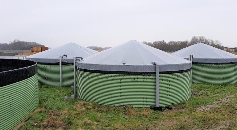 8 facts about the coating of our metal water tanks